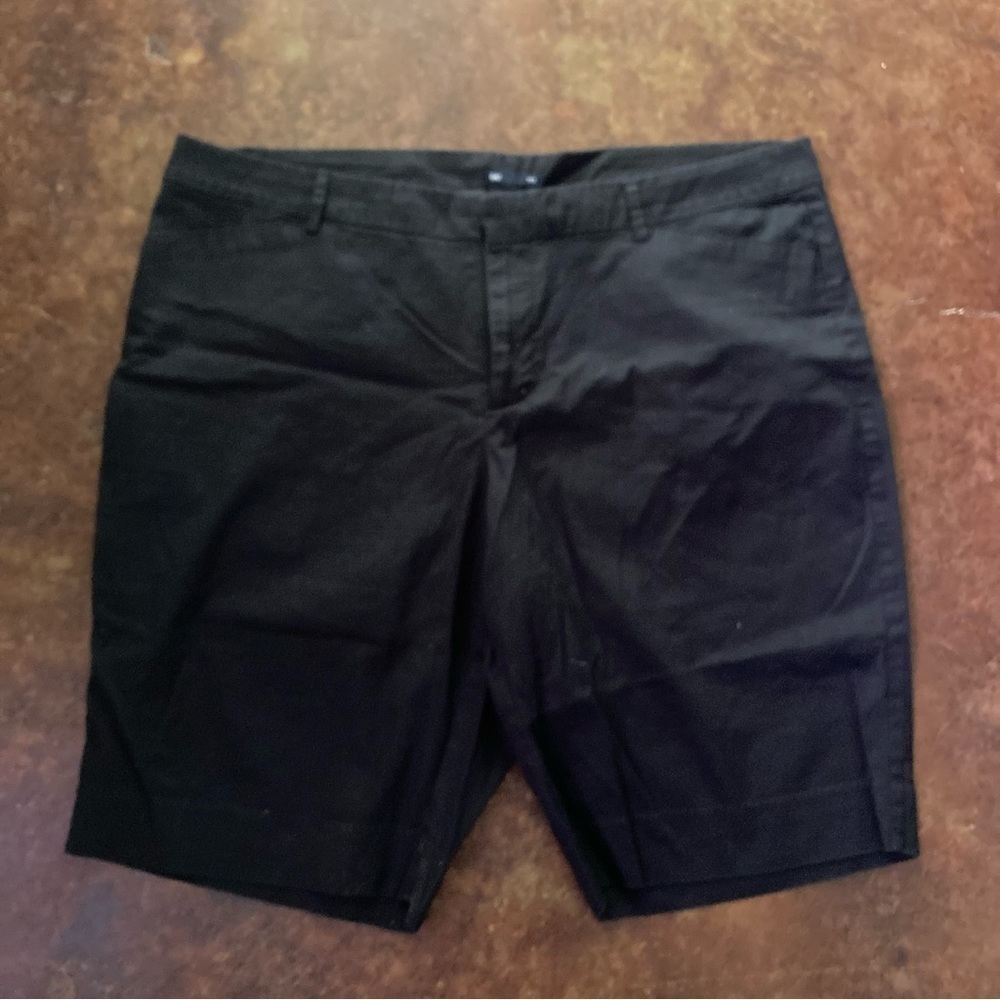 Ladies Black Gap Shorts